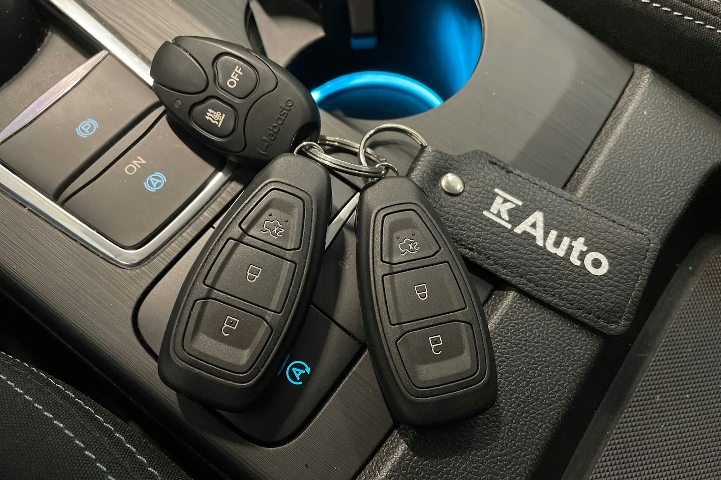 valkoinen Ford Focus 2020 kuva 29.