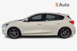 valkoinen Ford Focus 2020 kuva 6.