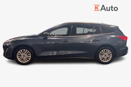 sininen Ford Focus 2020 kuva 5.