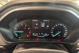 sininen Ford Focus 2020 kuva 11.