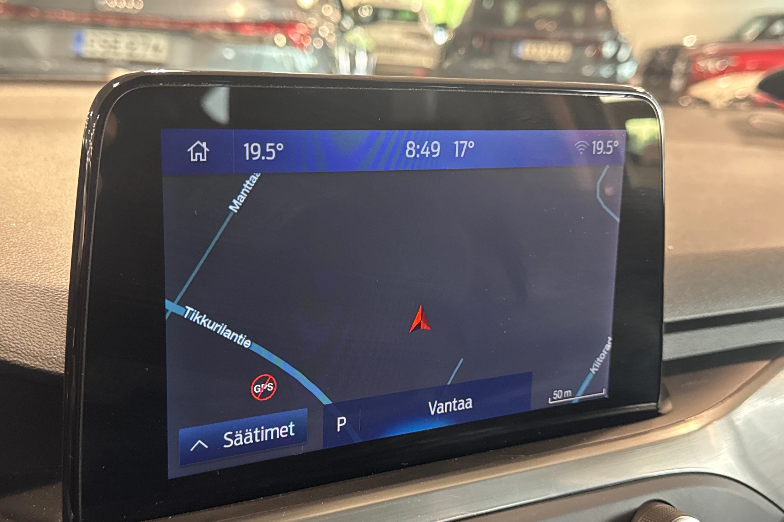 sininen Ford Focus 2020 kuva 12.