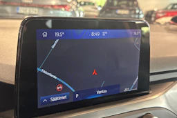 sininen Ford Focus 2020 kuva 12.