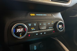 Valkoinen Ford FOCUS 2020 kuva 19.