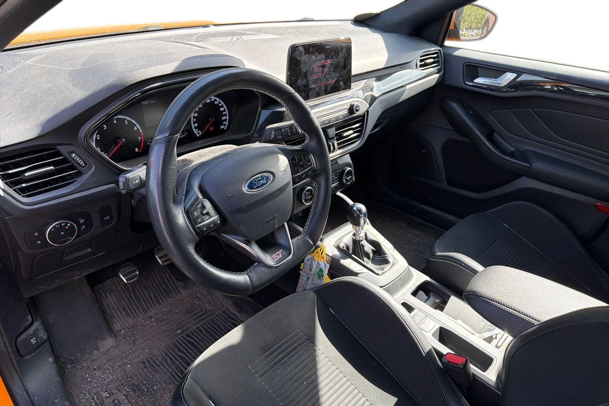 punainen Ford Focus 2021 kuva 3.