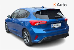 sininen Ford Focus 2021 kuva 2.