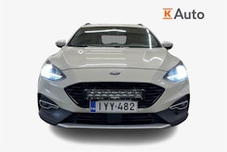 valkoinen Ford Focus 2021 kuva 4.