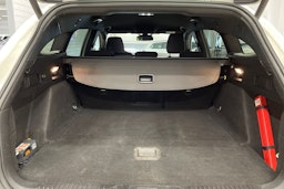 valkoinen Ford Focus 2021 kuva 12.