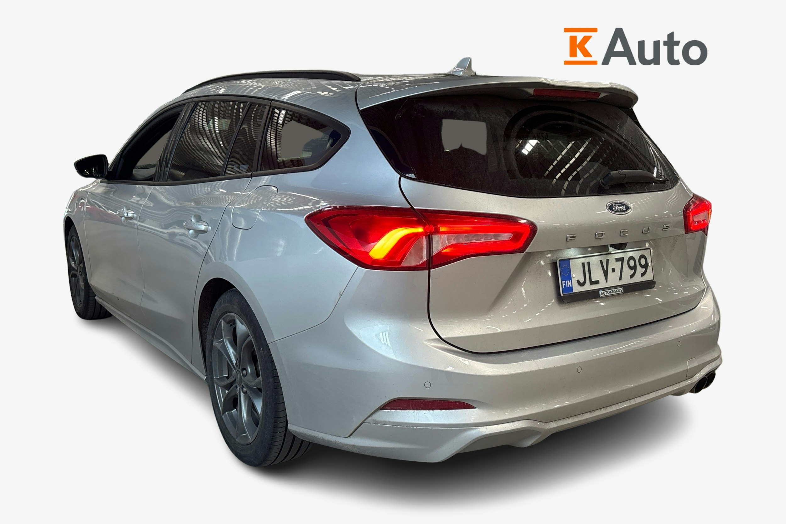 Harmaa Ford FOCUS 2021 kuva 2.