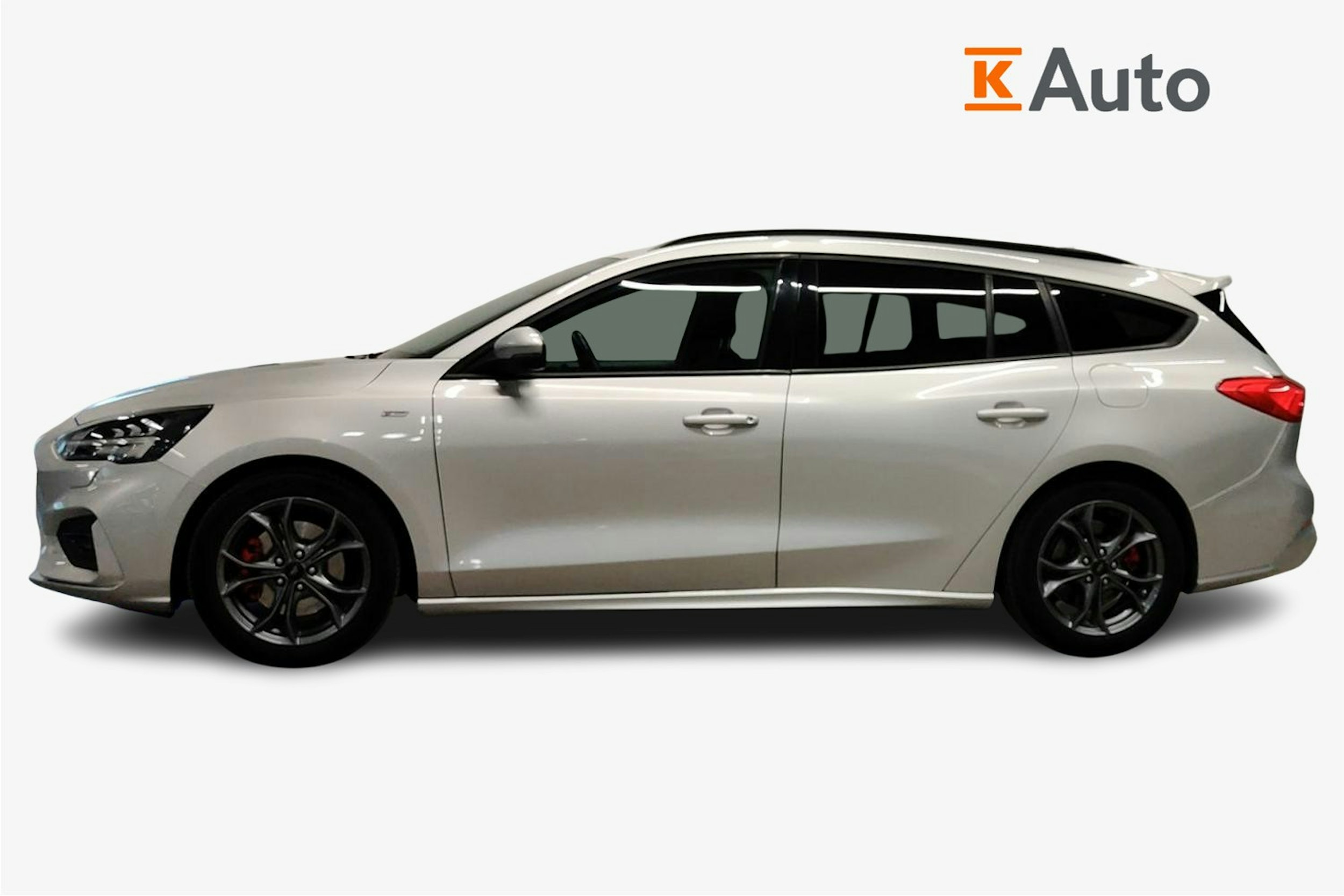 Harmaa Ford FOCUS 2021 kuva 6.