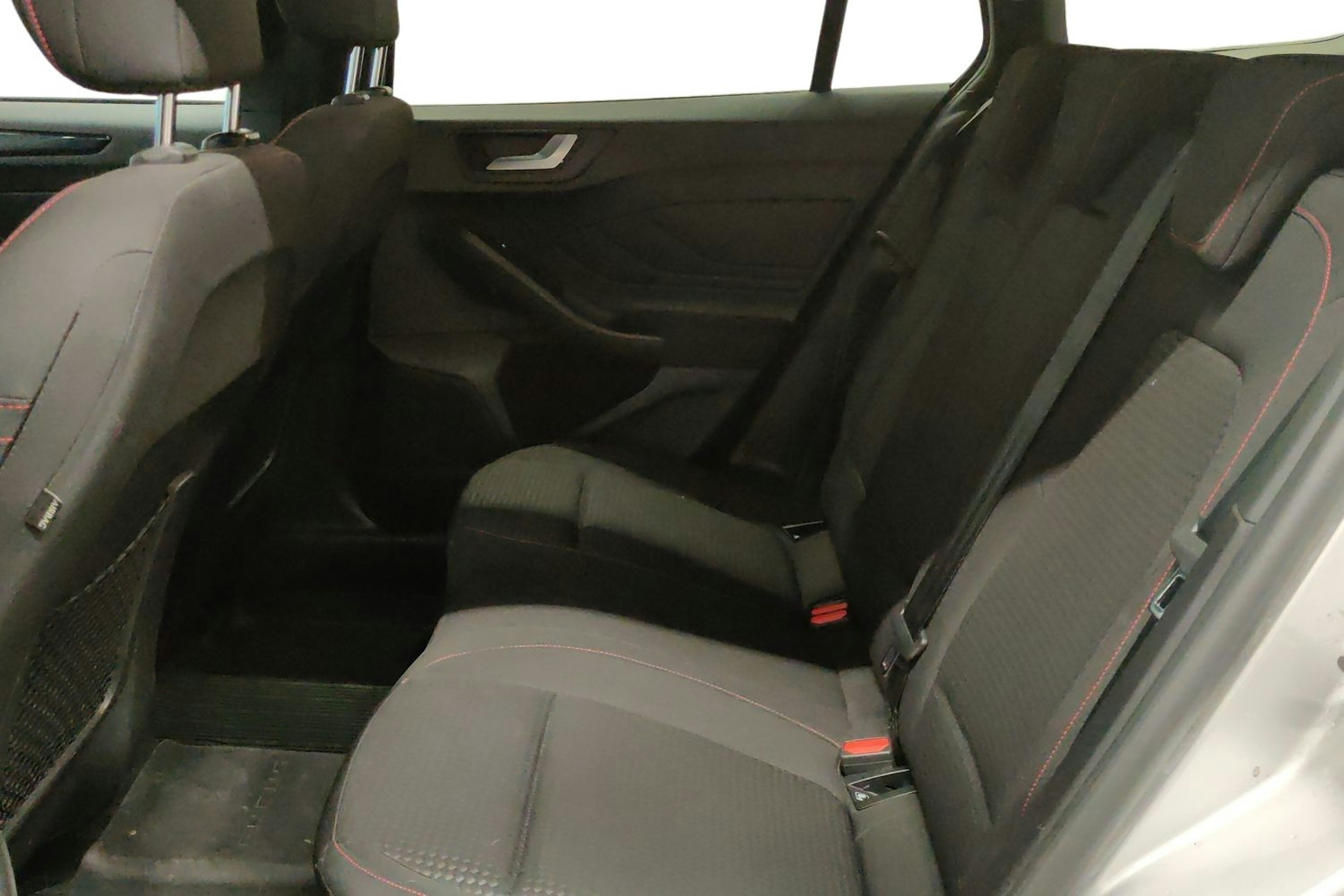 Harmaa Ford FOCUS 2021 kuva 10.