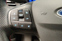 Harmaa Ford FOCUS 2021 kuva 23.