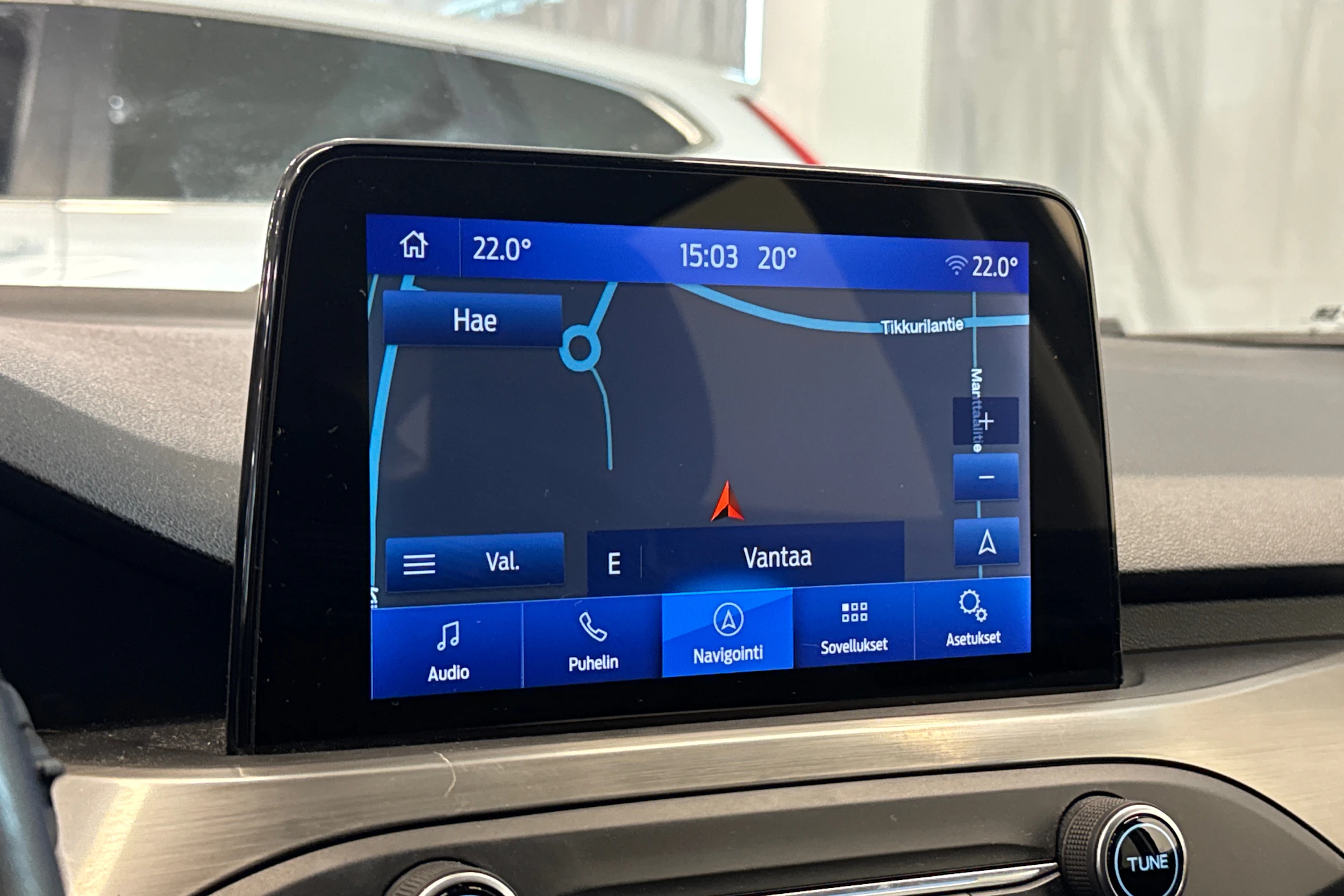 sininen Ford Focus 2021 kuva 14.