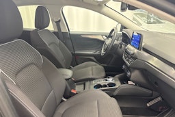 met. harmaa Ford Focus 2021 kuva 13.