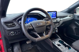 Punainen Ford FOCUS 2021 kuva 6.