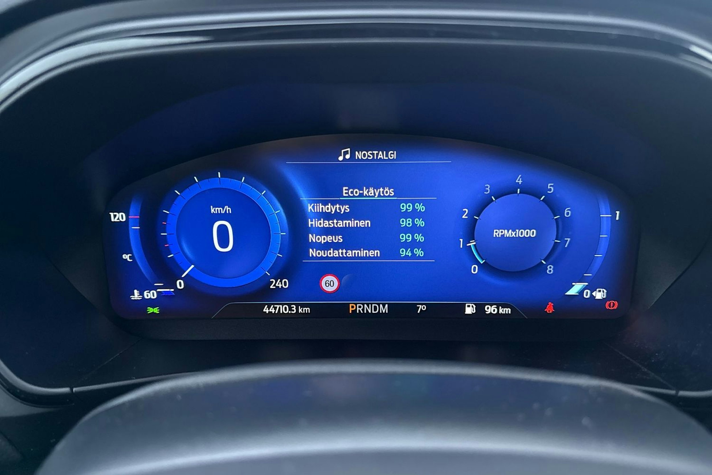 Punainen Ford FOCUS 2021 kuva 17.