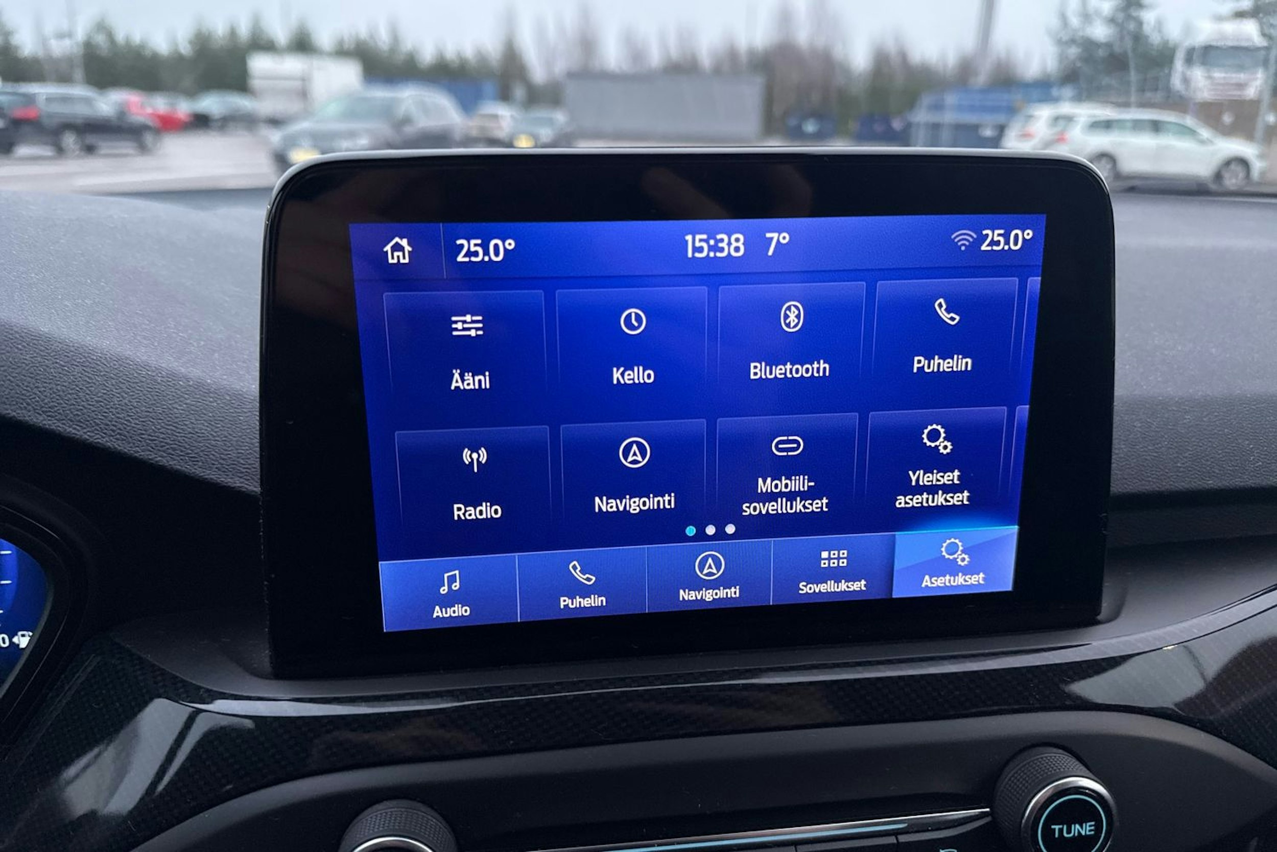 Punainen Ford FOCUS 2021 kuva 20.