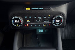 Punainen Ford FOCUS 2021 kuva 23.