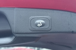 Punainen Ford FOCUS 2021 kuva 26.