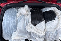 Punainen Ford FOCUS 2021 kuva 27.