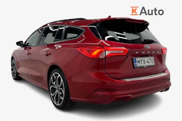 punainen Ford Focus 2021 kuva 2.