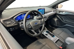 musta Ford Focus 2021 kuva 7.