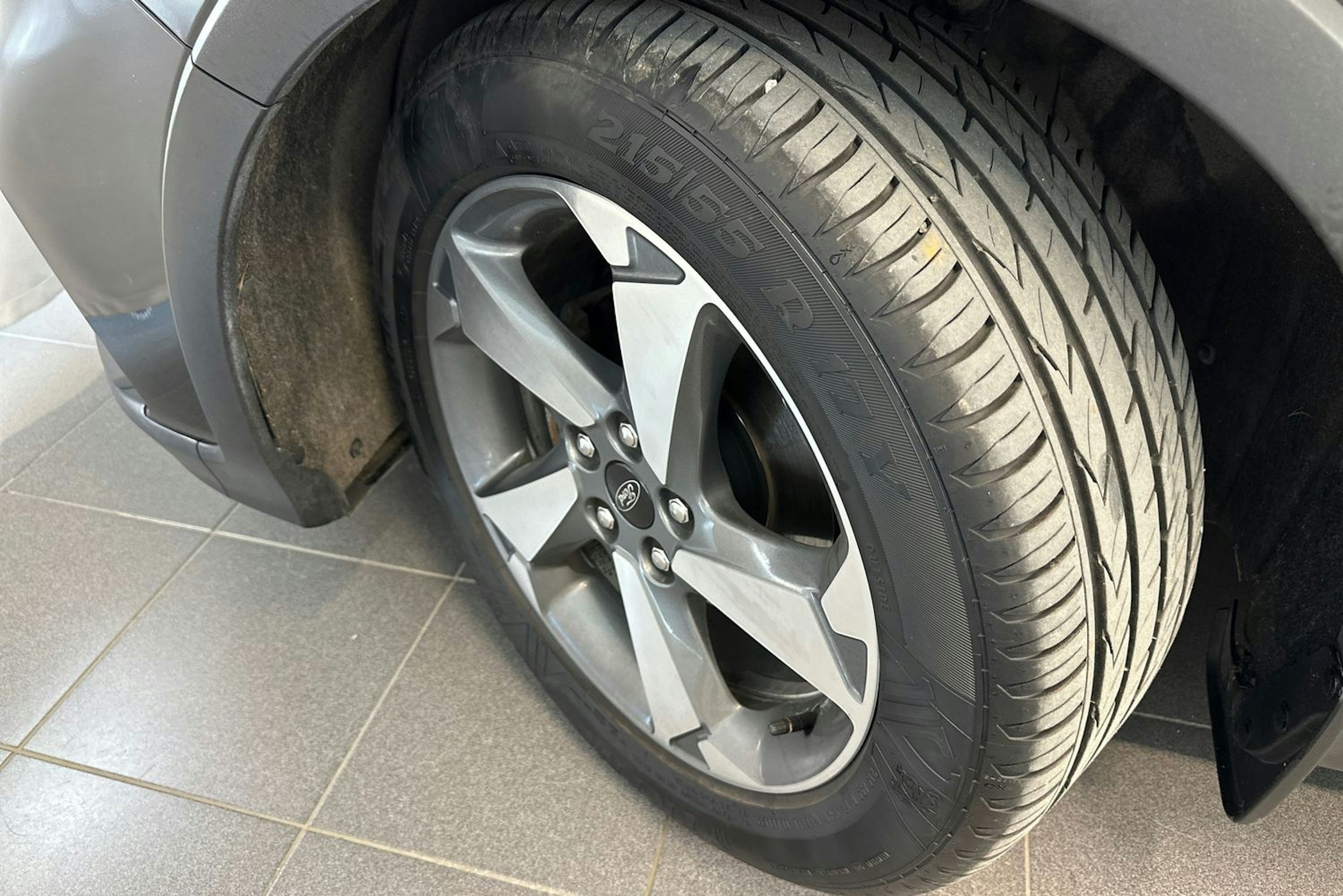 musta Ford Focus 2021 kuva 13.