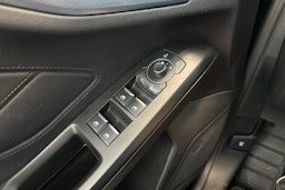 musta Ford Focus 2021 kuva 19.