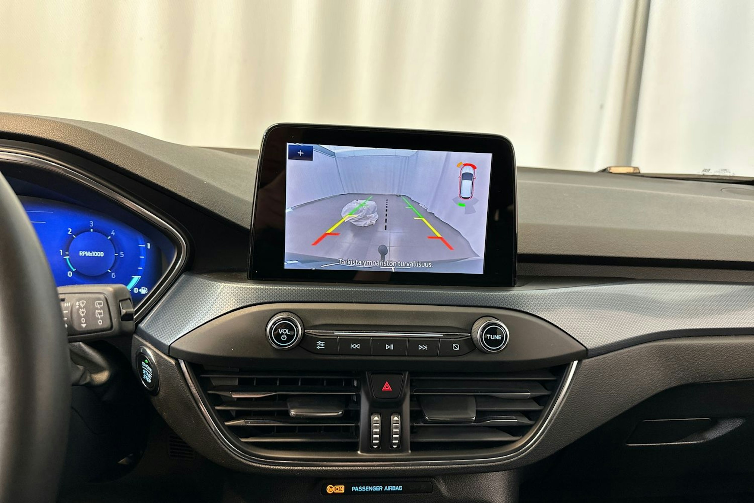 musta Ford Focus 2021 kuva 25.