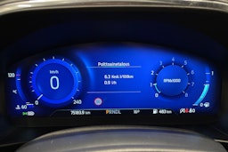 punainen Ford Focus 2022 kuva 16.