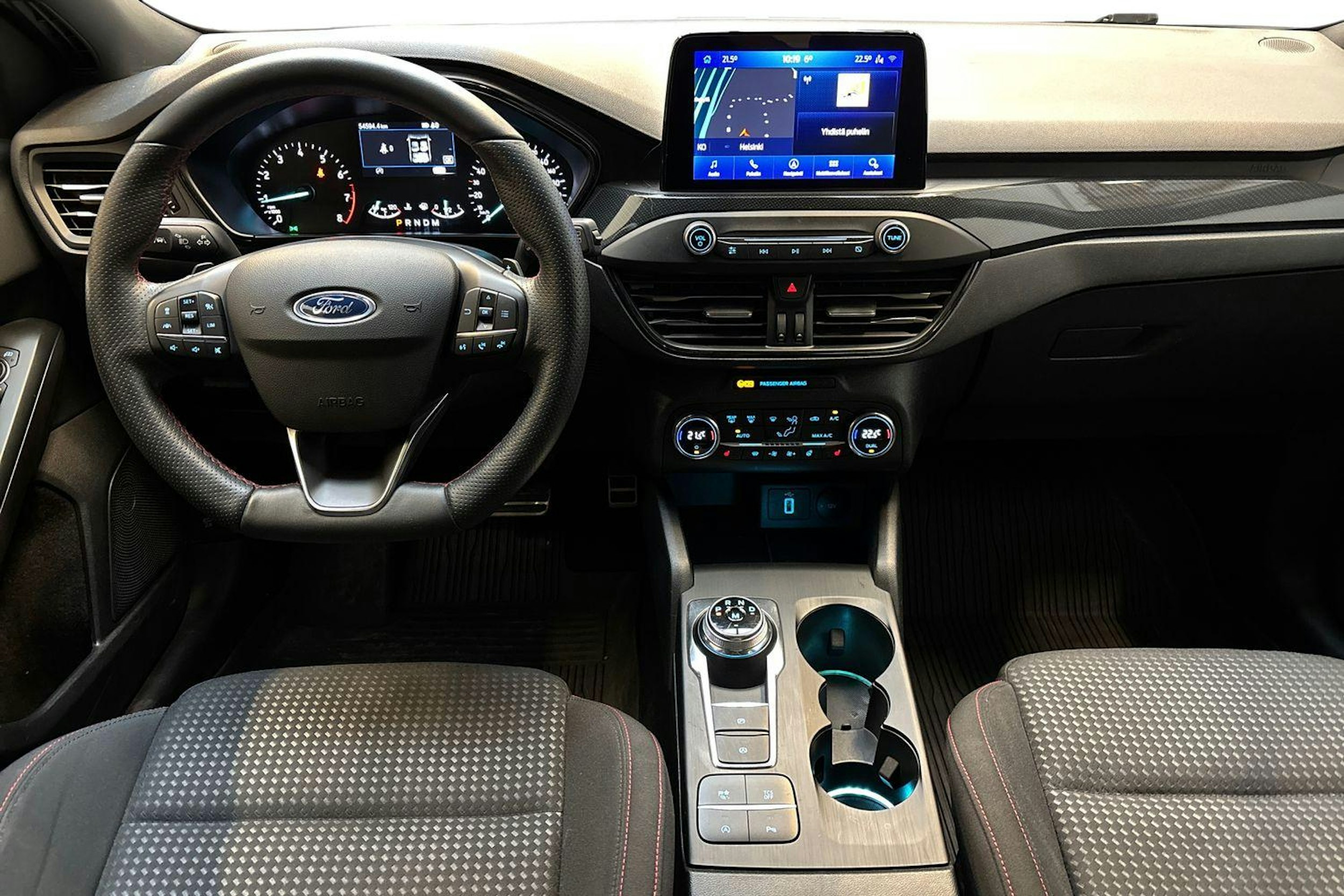 musta Ford Focus 2021 kuva 9.