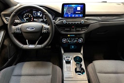 musta Ford Focus 2021 kuva 9.