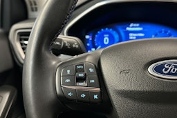 met. sininen Ford Focus 2022 kuva 16.