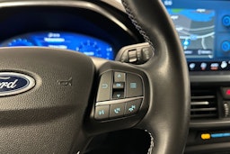 met. sininen Ford Focus 2022 kuva 17.