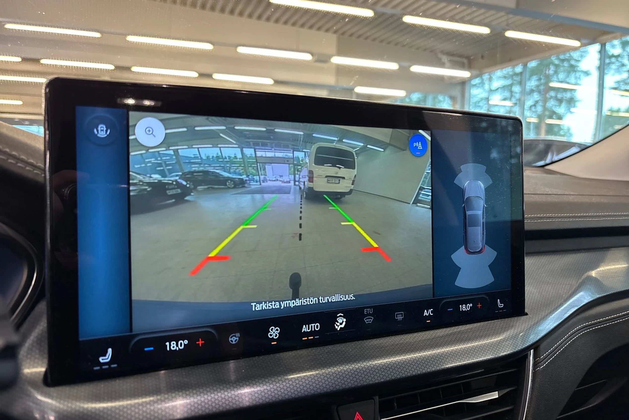 Sininen Ford FOCUS 2022 kuva 5.