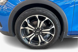 Sininen Ford FOCUS 2022 kuva 9.