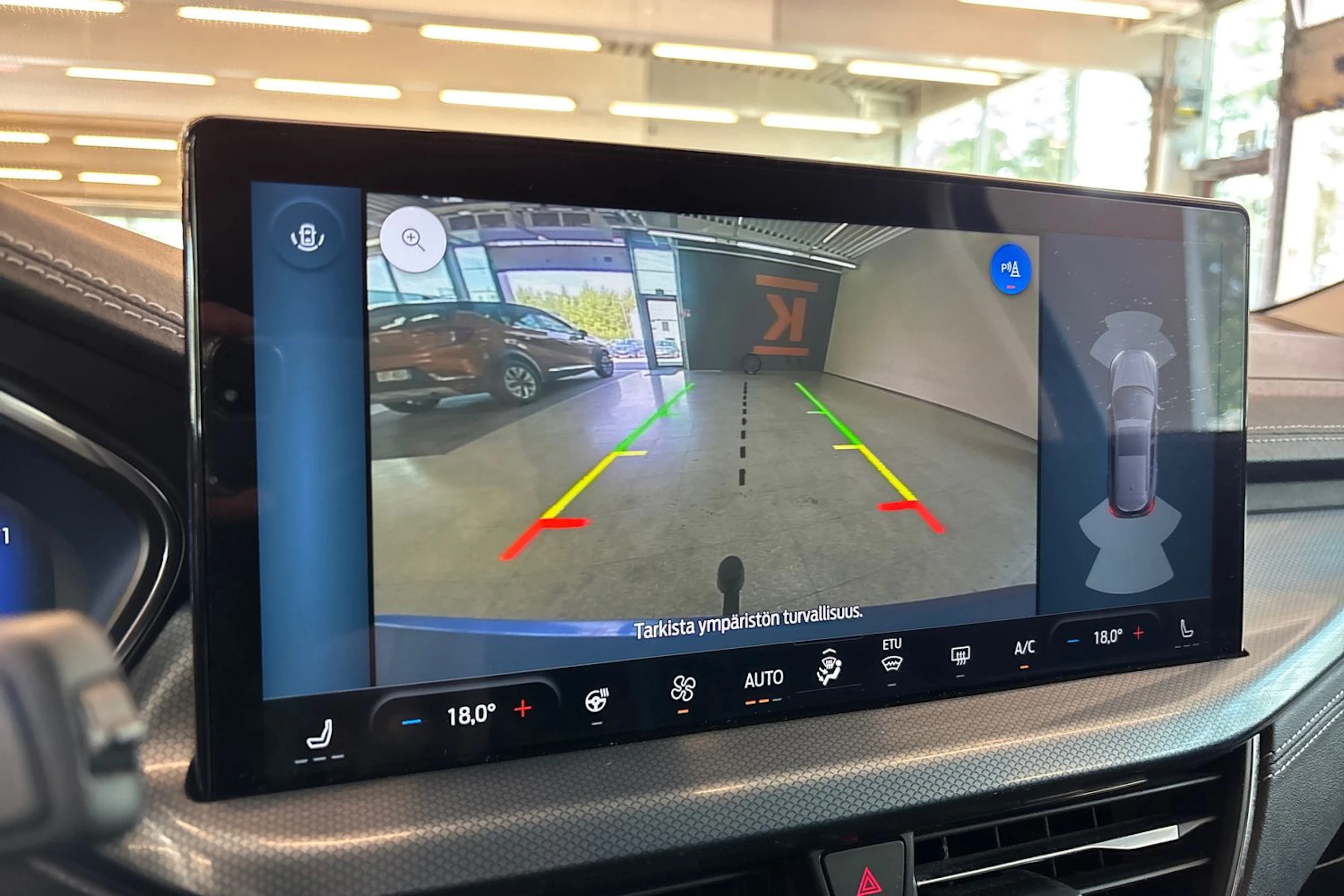 Sininen Ford FOCUS 2022 kuva 15.