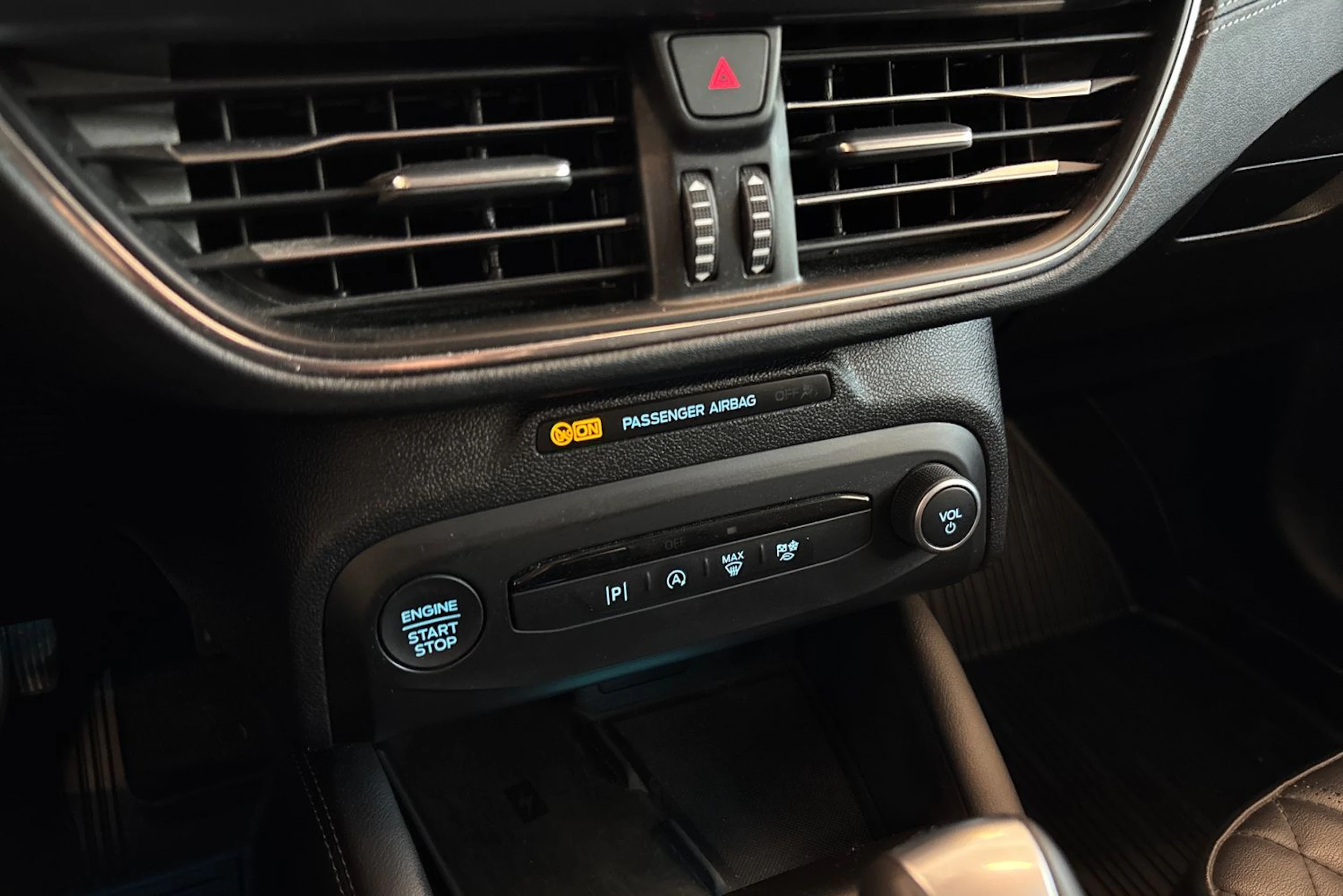 Sininen Ford FOCUS 2022 kuva 16.