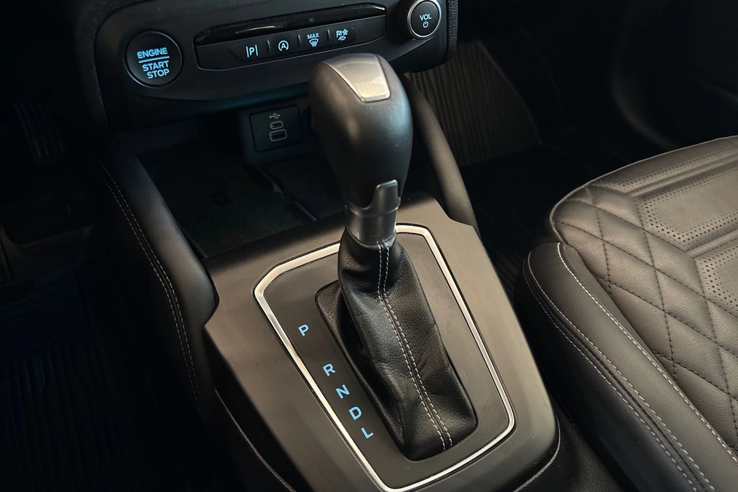 Sininen Ford FOCUS 2022 kuva 17.