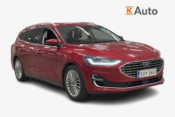 punainen Ford Focus 2022 kuva 1.