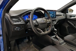 sininen Ford Focus 2022 kuva 3.