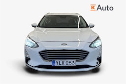 valkoinen Ford Focus 2022 kuva 5.
