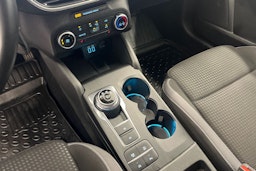 valkoinen Ford Focus 2022 kuva 20.