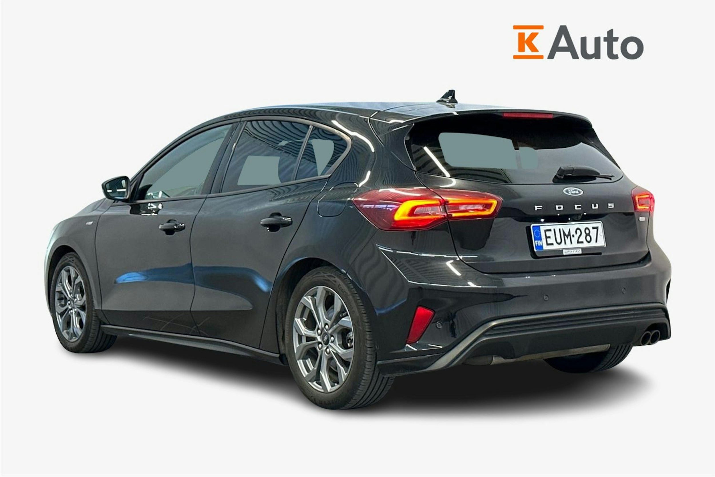 Musta Ford FOCUS 2023 kuva 2.