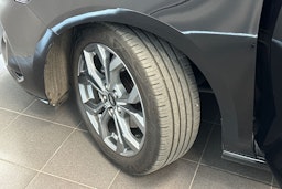 Musta Ford FOCUS 2023 kuva 13.