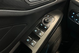 Musta Ford FOCUS 2023 kuva 16.