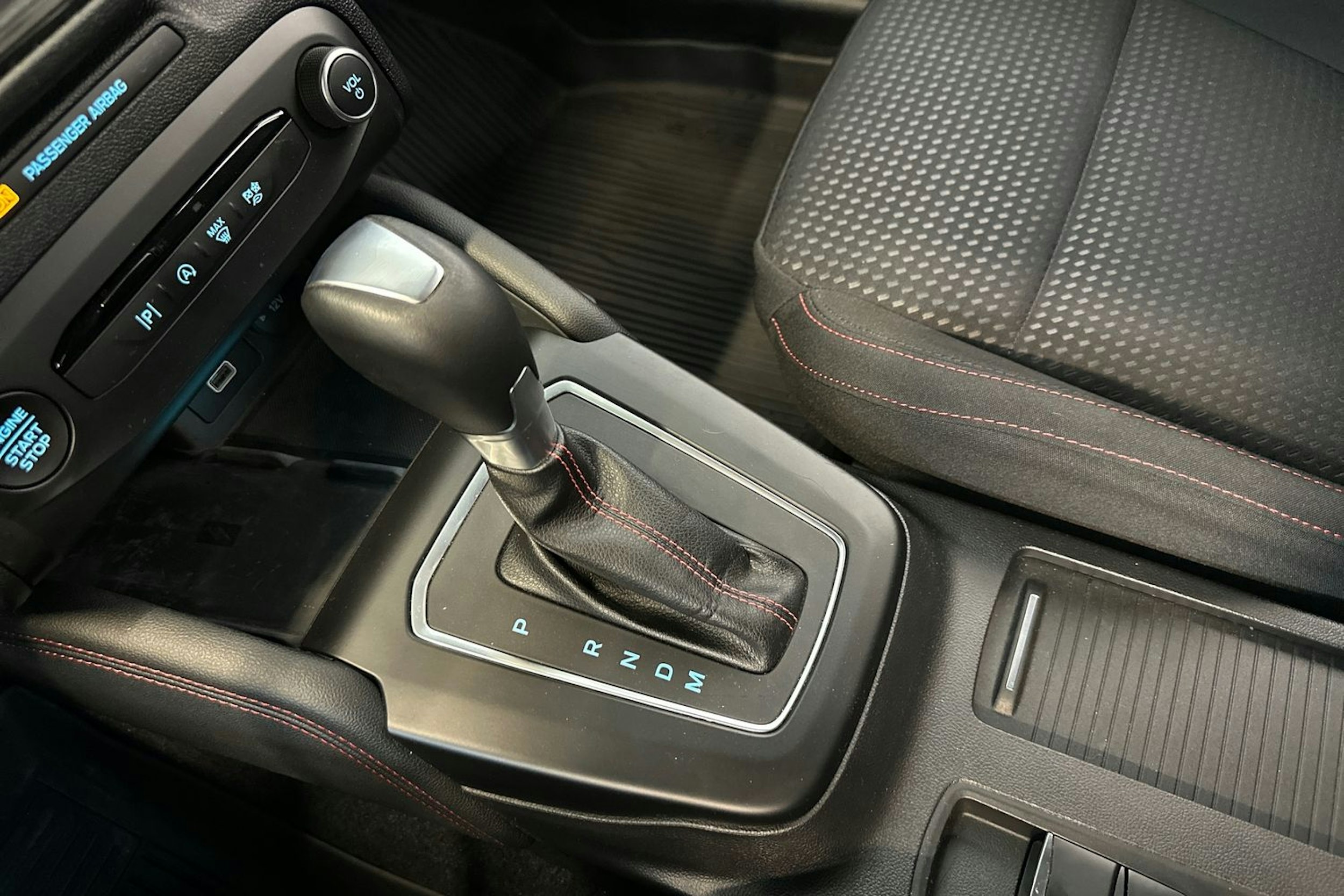 Musta Ford FOCUS 2023 kuva 21.