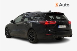 musta Ford Focus 2023 kuva 2.