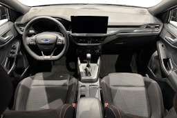 musta Ford Focus 2023 kuva 9.