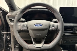 musta Ford Focus 2023 kuva 15.