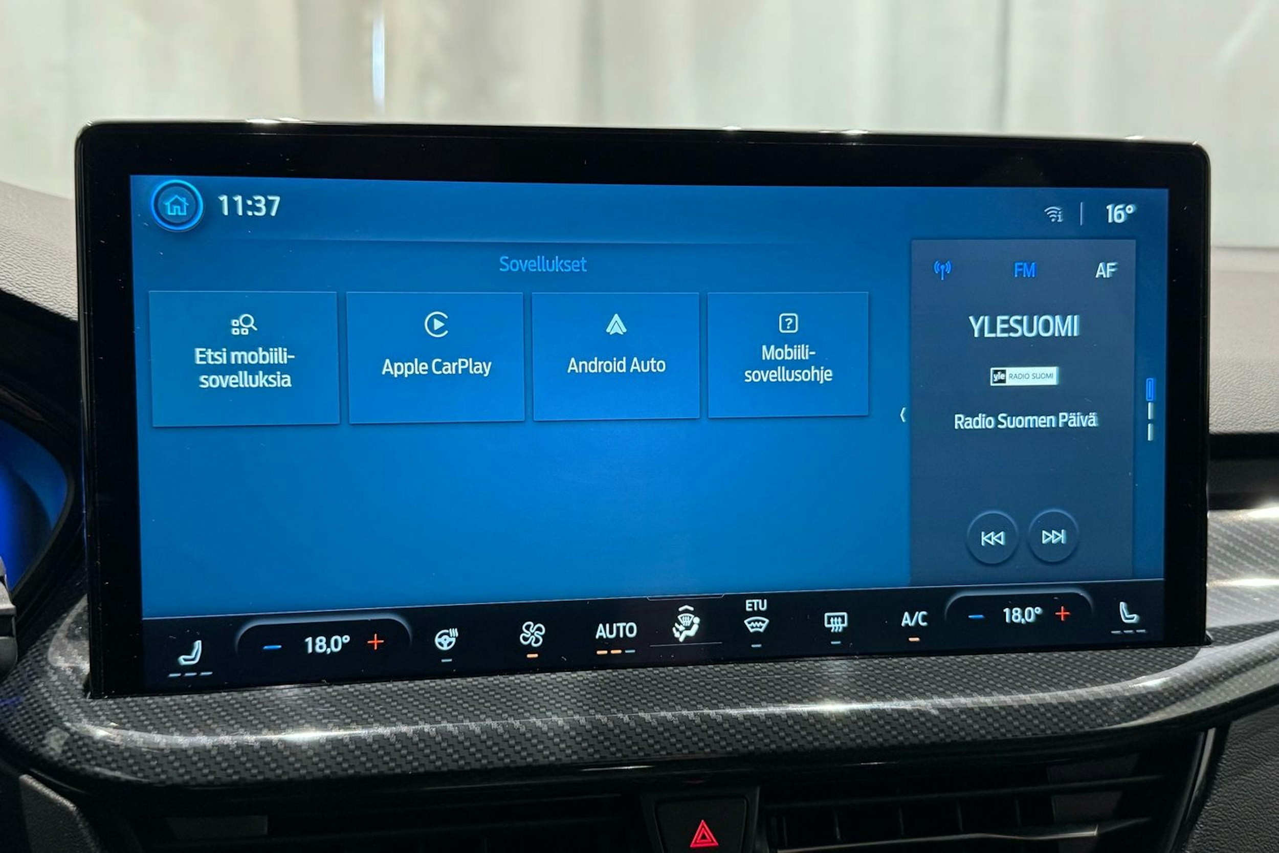musta Ford Focus 2023 kuva 19.